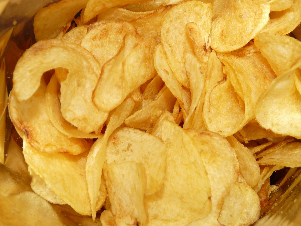 Dlaczego warto unikać chipsów?